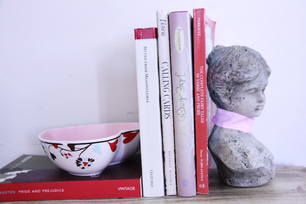 Pink and red books | redleafstyle.com