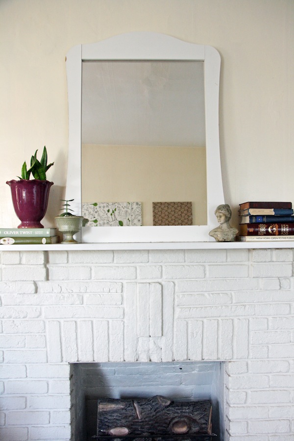 White mirror above fireplace | redleafstyle.com